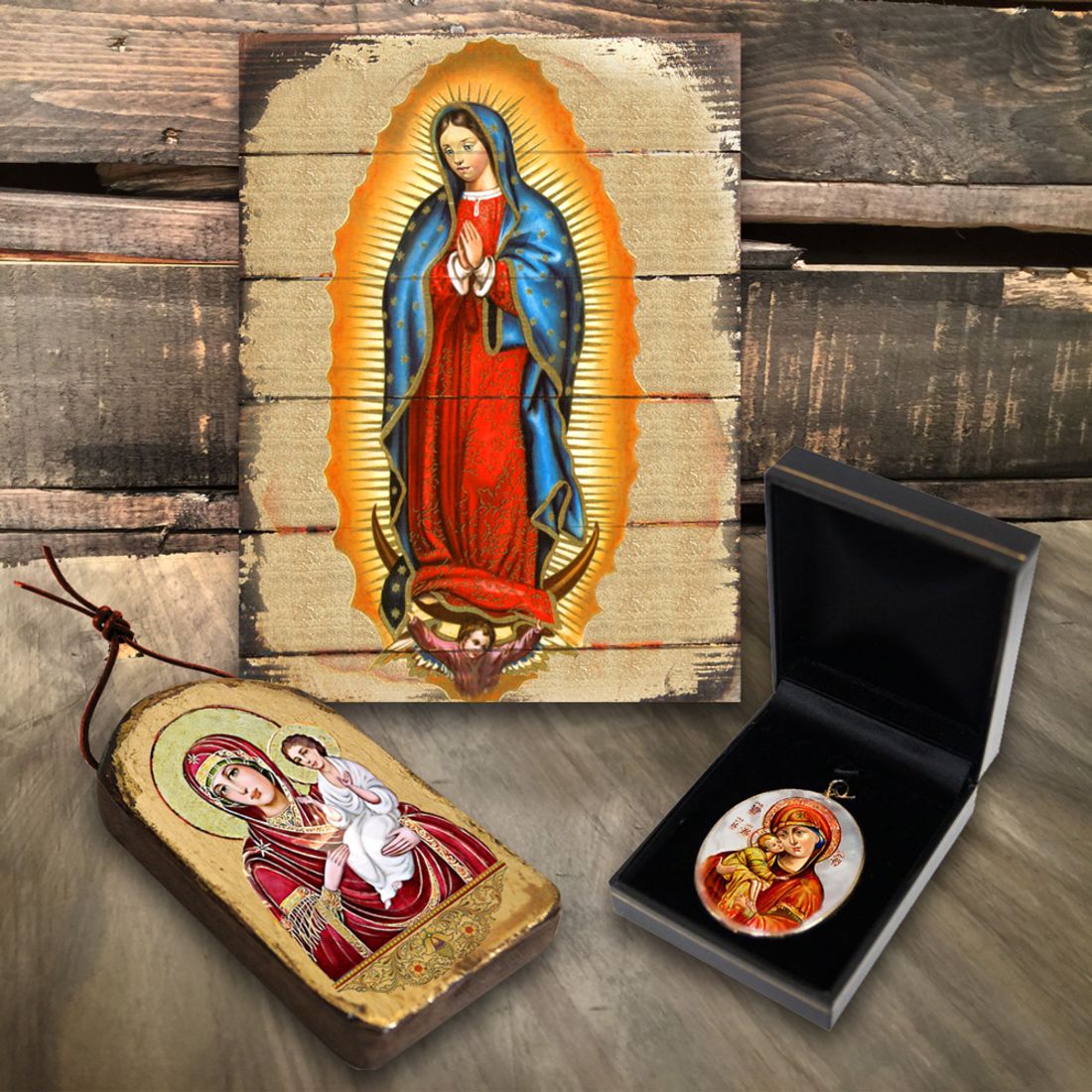 Saint Patrick Religious Jewelry Silver Plated Necklace, Gold-Plated Wooden Cabochon - Celtic Sacred Icon - Celtic Decor - 43060R